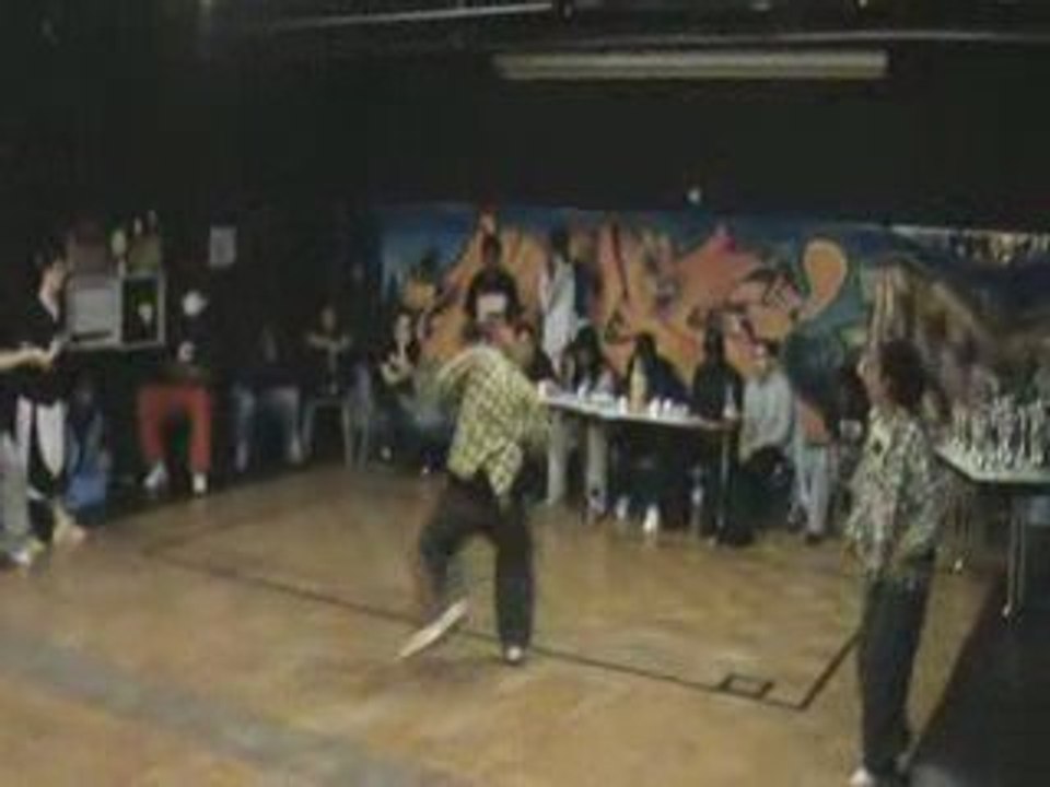 battle tino : Tonbee et Horus (6tD) VS Rizlaine et mélodie