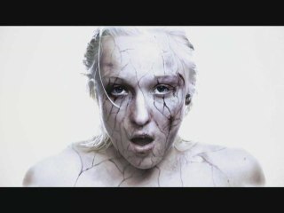 Light Drowning: A Symbolic Open-Air Struggle 🌊