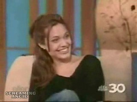 ANGELINA JOLIE - *ELLEN -TAKING LIVES*PART 1