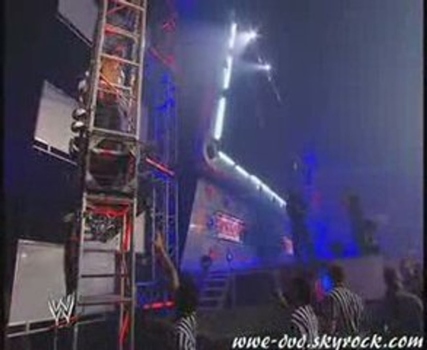 WWE RAW - Jeff Hardy Vs Randy Orton (en français !)