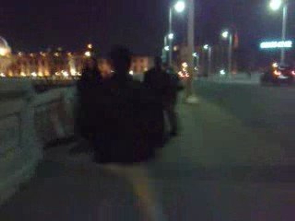 Portugais lyonnais défoncé au "hakik" sur le pont Zoukeur 23