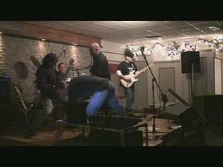 Martin "Mad" Daviau à la guitare