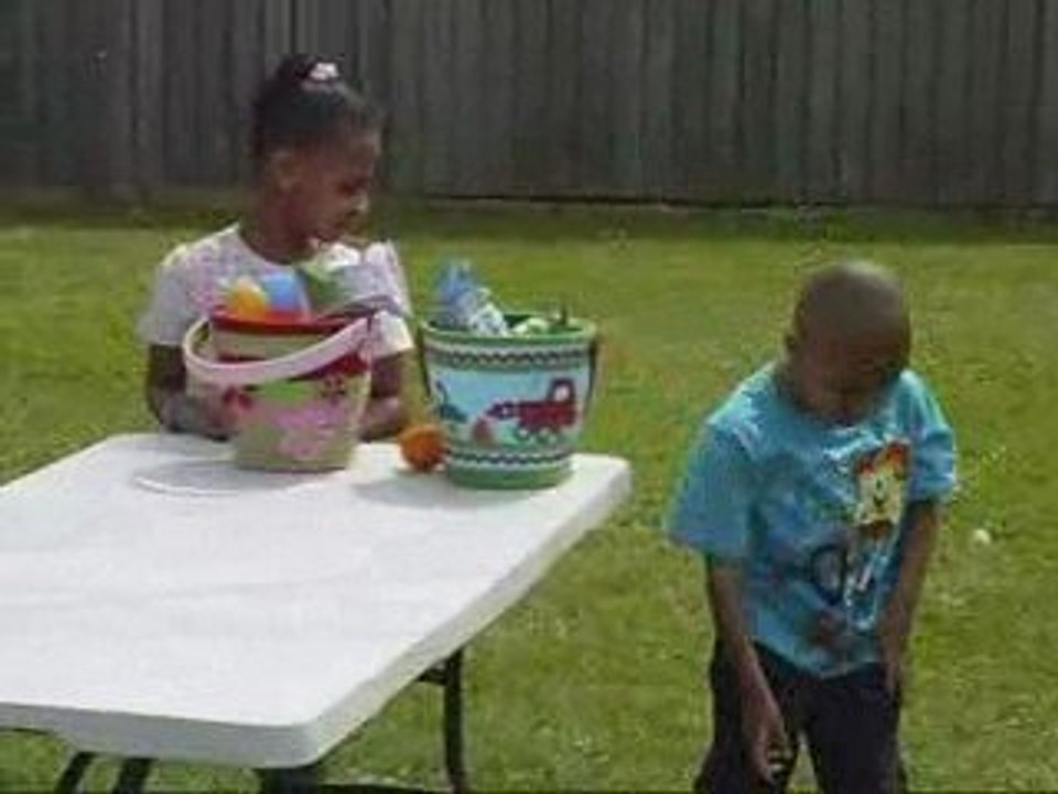 Easter Egg Hunt09