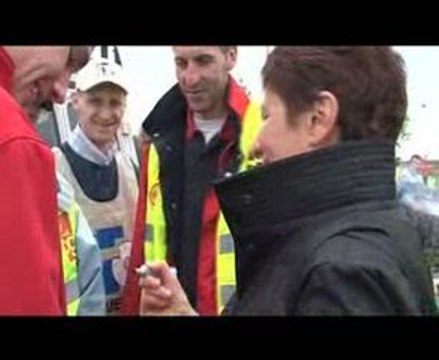 Grève à Toyota à onnaing : Besancenot soutient les chtis !