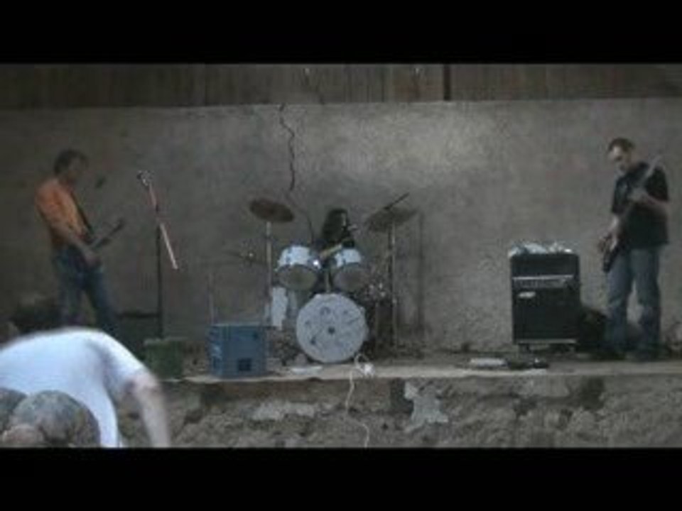 Sweet child O' mine - Guns N' Roses coverd by Ténia