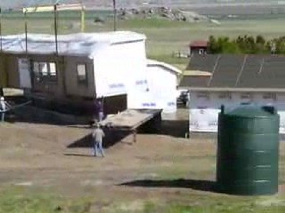 www.ModularHomesCa.org Modular Home Setting