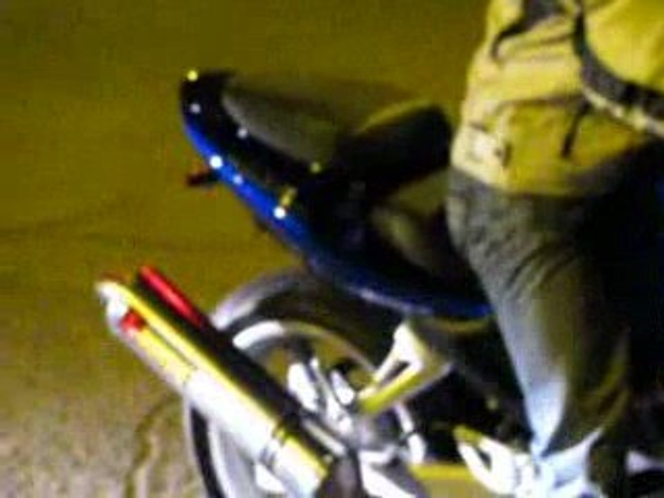 BenJ sur  650SV + et son pote sur la superduke