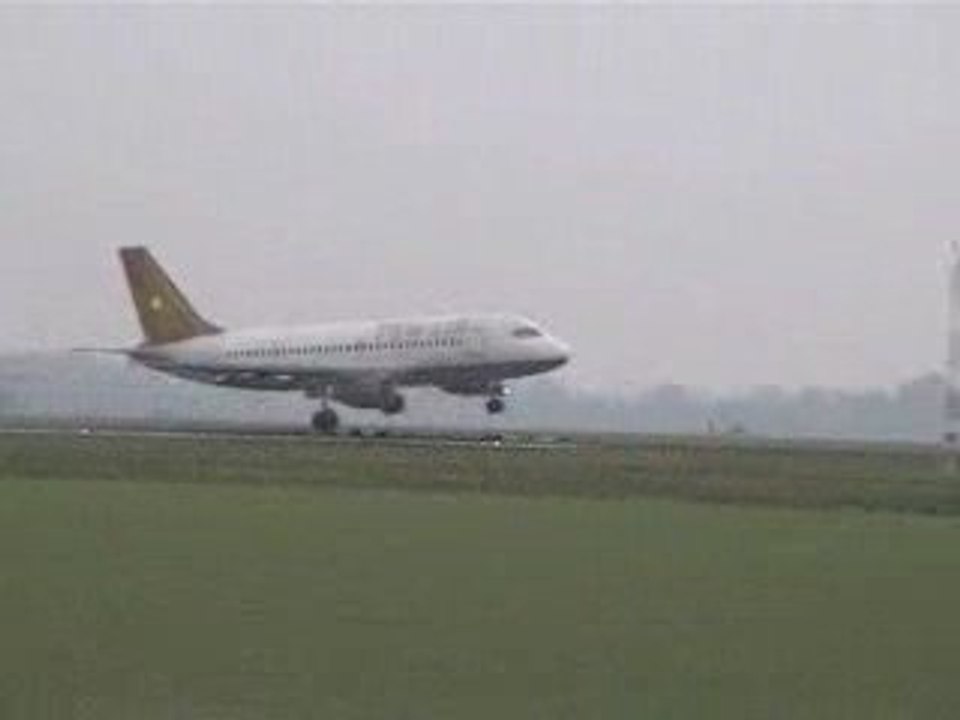Flying Plane 4