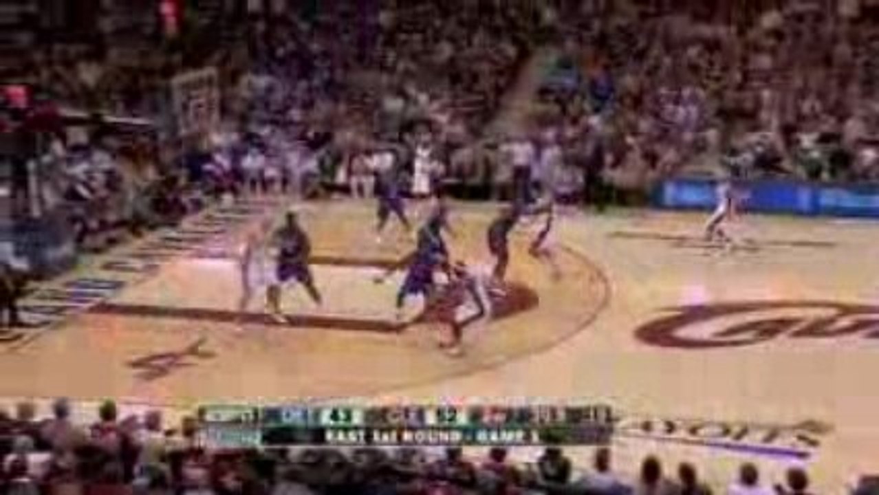 NBA LeBron James' first half against the Detroit Pistons in