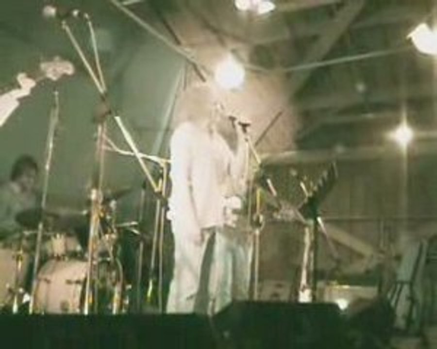 Bernez Tangi en concert. Saint Cadou