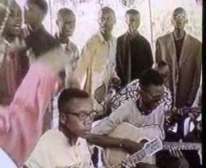 VIVA LA MUSICA  FIRST CLASS EN REPETITION