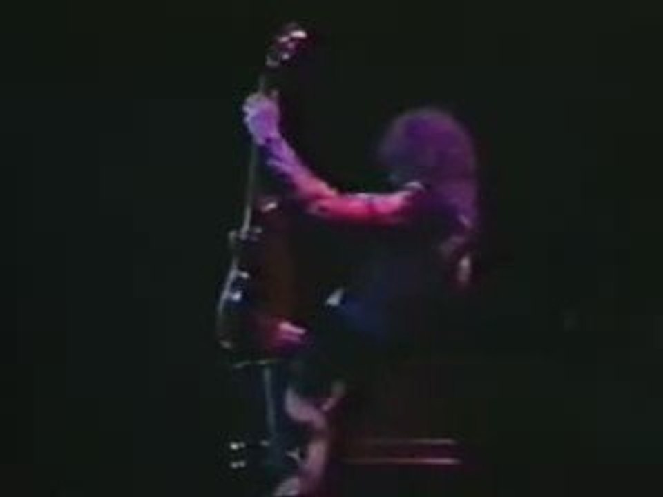 Led Zeppelin - Heartbreaker -live (1975)