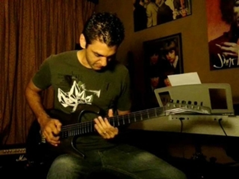 Deshacer el Mundo Solo Guitarra - Angulo 1