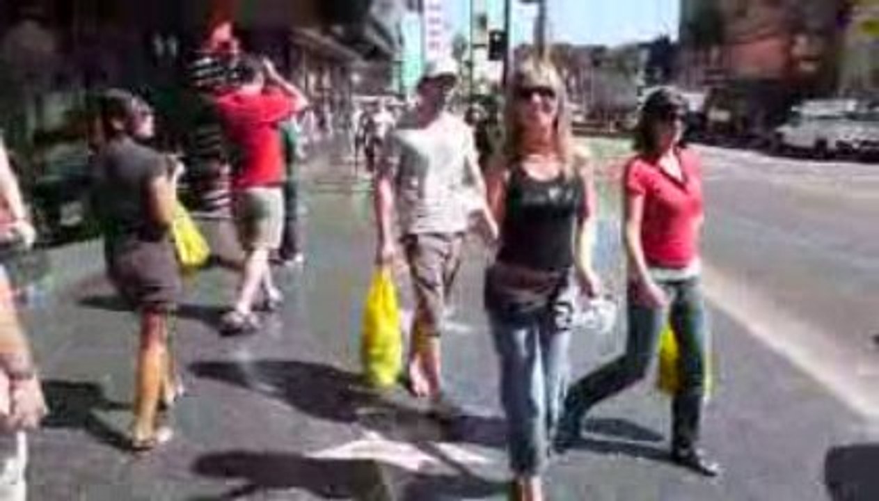 HOLLYWOOD BOULEVARD