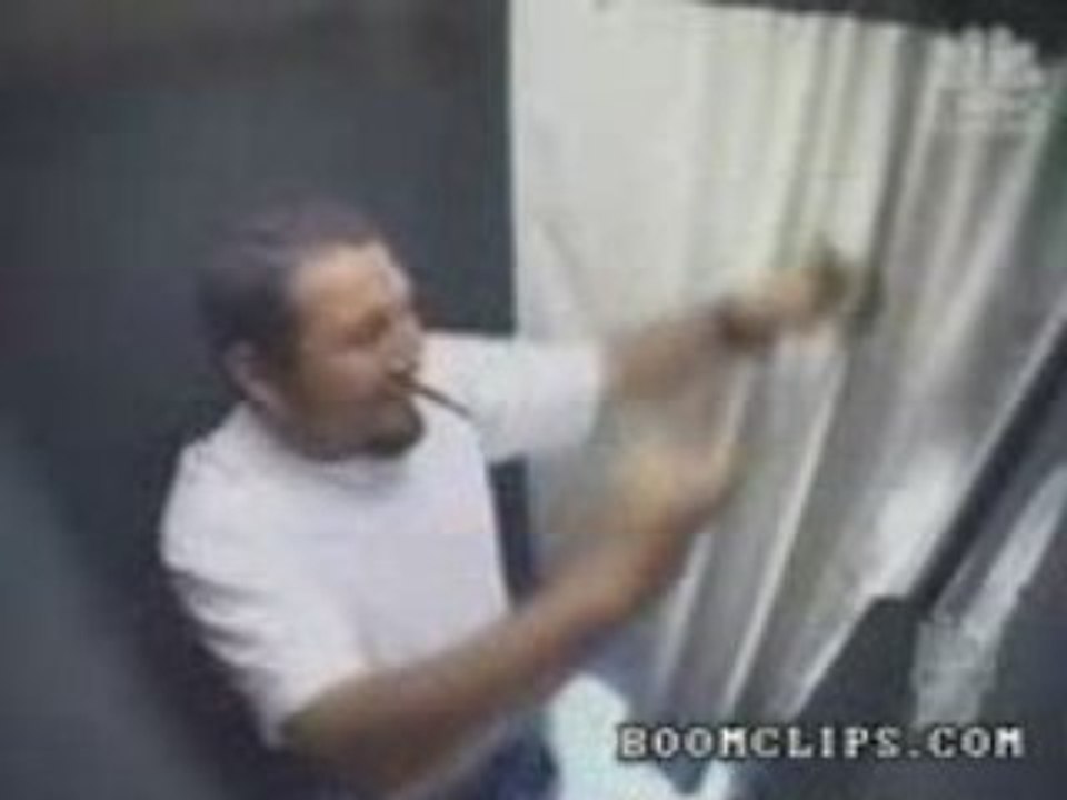 Universal_free_photo_booth_prank