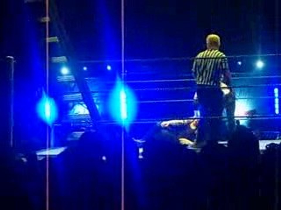 SD! & ECW Matt HARDY Vs Jeff HARDY P.5