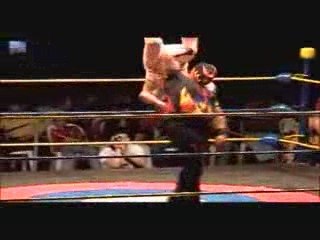 Lucha Libre Colombia CWS  Sombra VS Gemelo Diablo