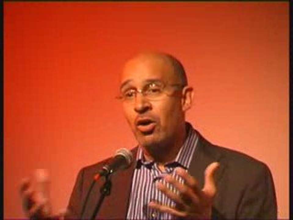 Harlem Désir en réunion publique du 16 avril à l'Européen