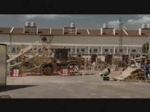 La obra se viene abajo. Peugeot Triptonic 207 compact y 307.