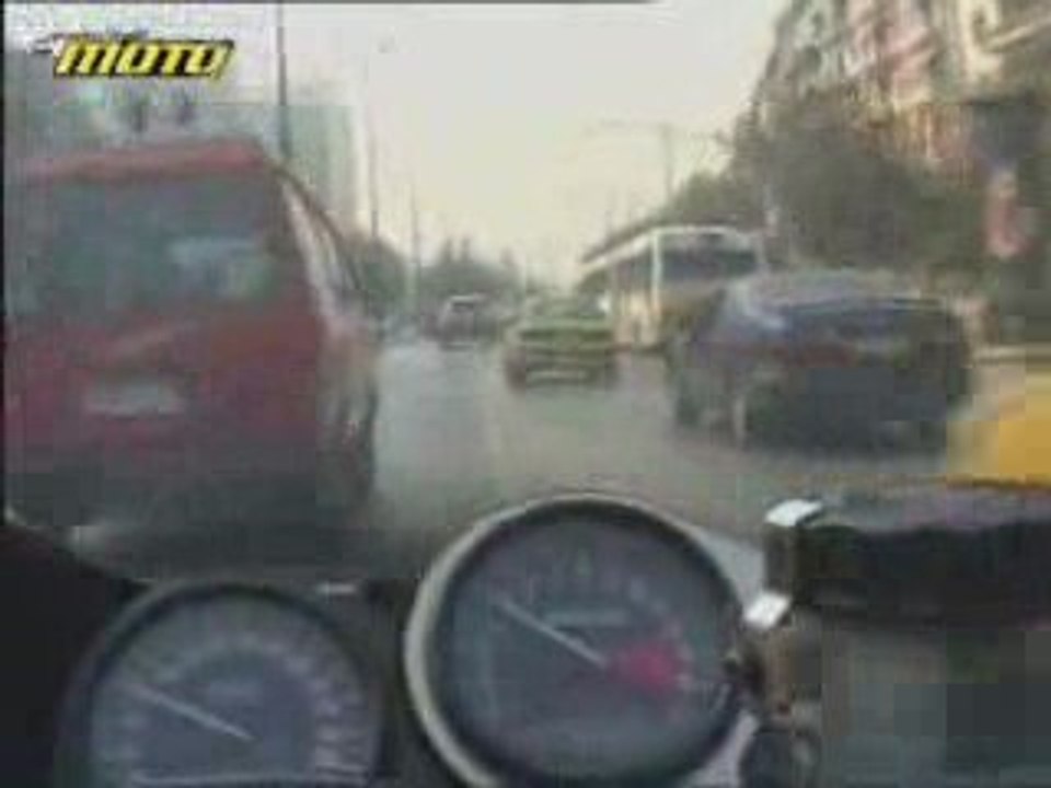 Record de conneries a moto_sur_5_min