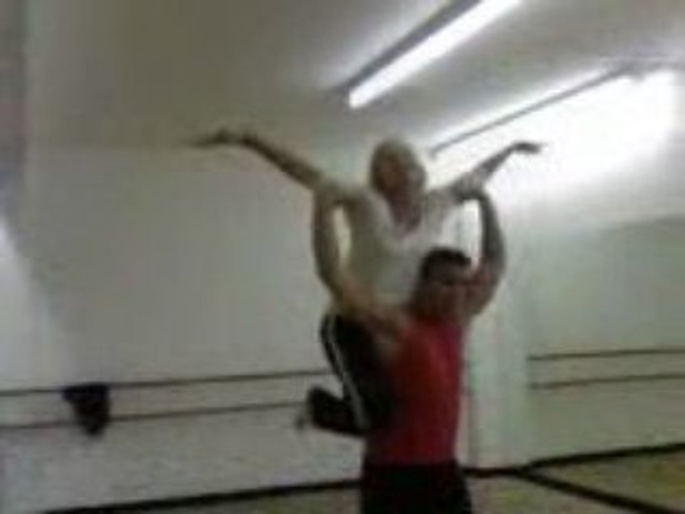 GLADYS FLORIMONTE ensayo "BAILANDO POR UN SUEÑO"2008