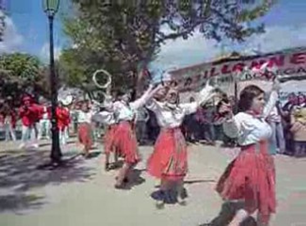 feria d'azille 2009 , bandas lous camelous de beziers