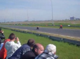 run bordeaux scoot fast