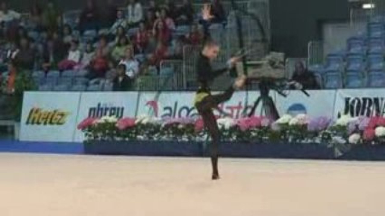 Alina Maximilienko Ribbon Portimao09
