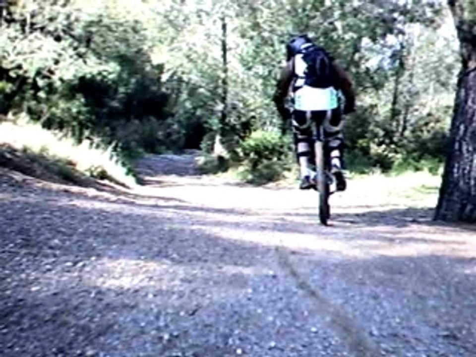 Stage Enduro Olivier Navarro Janas 19-04-09 AVI_0012