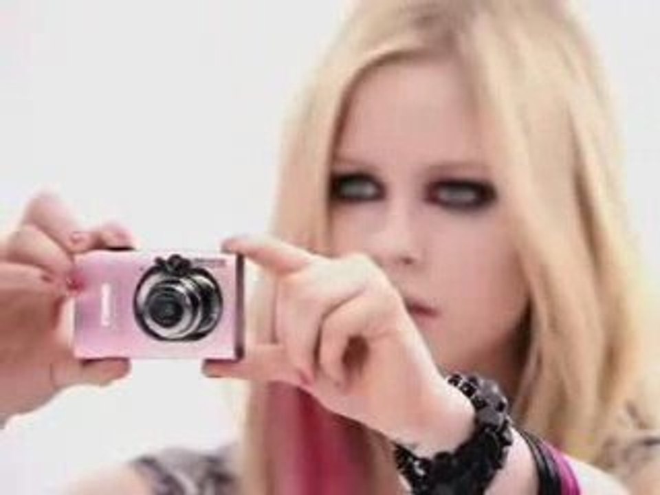 Avril Lavigne - Canon ELPH Commercial #1