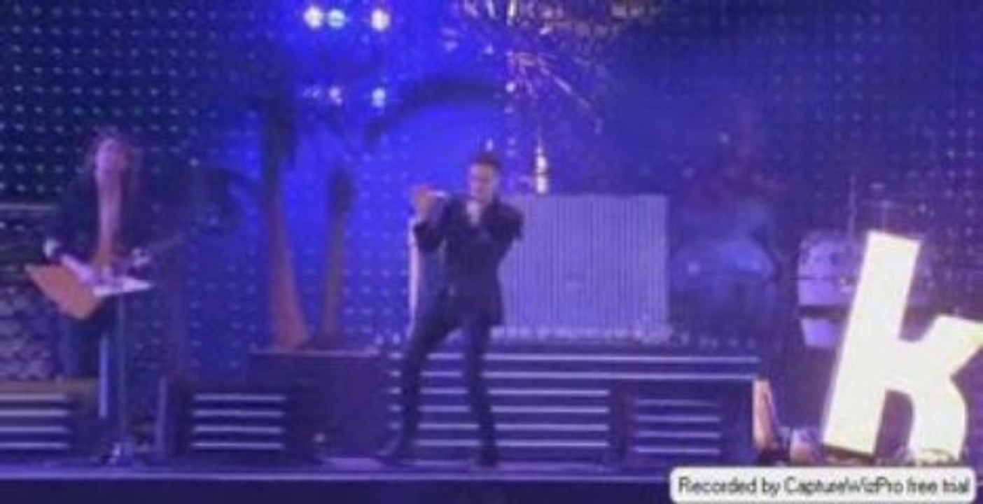 The Killers - Somebody Told Me Live Coachella 2009