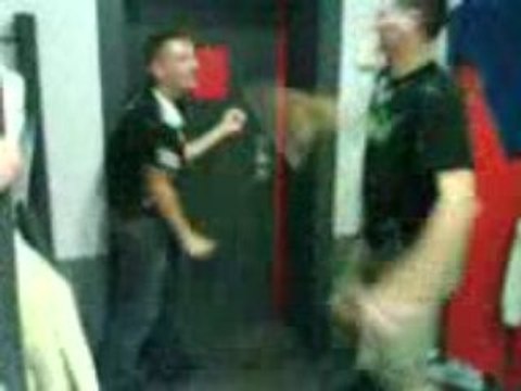 Bataille de mousse à raser