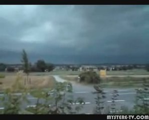 Ovni sur Allemagne-en-Provence - France - 8 décembre 2008