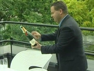 Susan Boyle's makeover plus Emila Fox says no autobiography