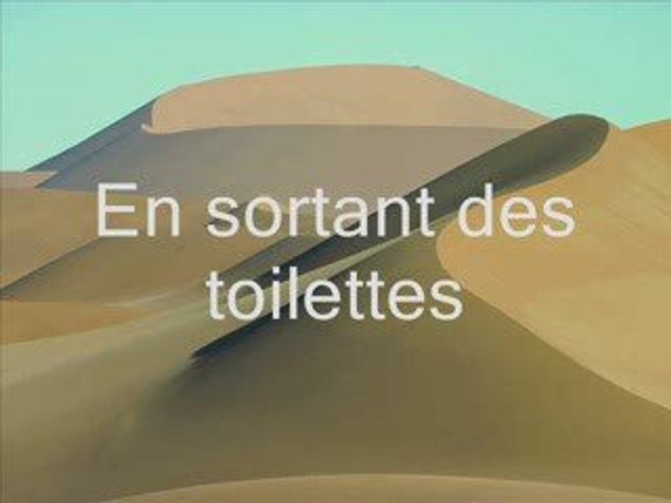007  En sortant des toilettes vostfr by tiss38