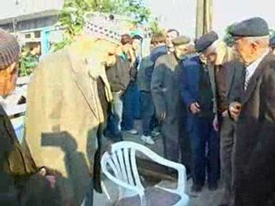 2008 Ramazan Bayram Namazı Çıkışı