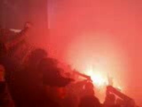 PSG LYON FINALE COUPE DE FRANCE ULTRAS AUTEUIL FUMIGENES