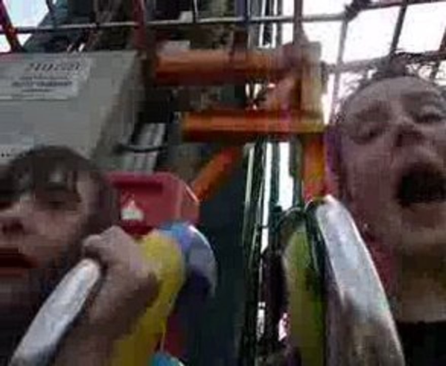 Bellewaerde Justine et Kévin dans le Screaming Eagle