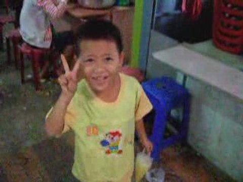 Cambodge 2009 - Psar Leu - Jus de canne à sucre