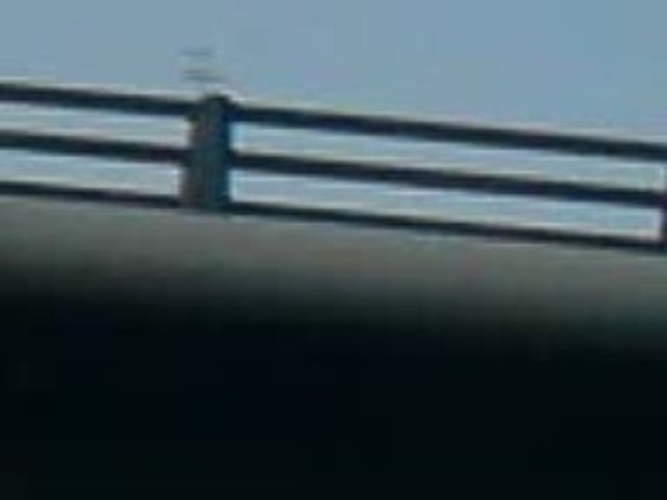 Chemtrail flagrant en Ardeche  23 avril 2009