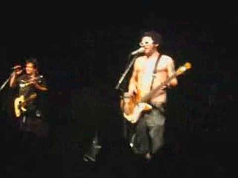 NOFX Live au Bataclan Paris 23 Avril 2009