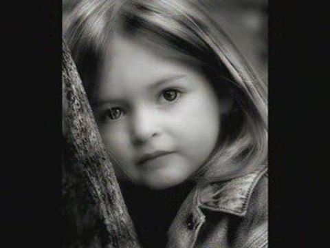 SeN yokSun yanimDa yaLnızım SimDi..