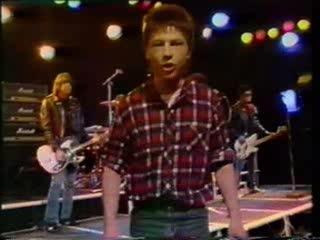 The Ramones - Chasing The Night