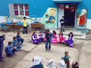 ARIPINAR KÖYÜ İ.Ö.O KOL BASTI OYUNU 23 NİSAN