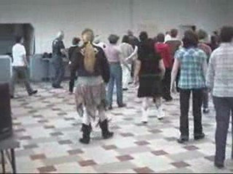 T'Morrow Never Knows Les Talons Sauvages Versailles