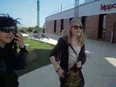 Pelouse interdite en pente de Thiais Village