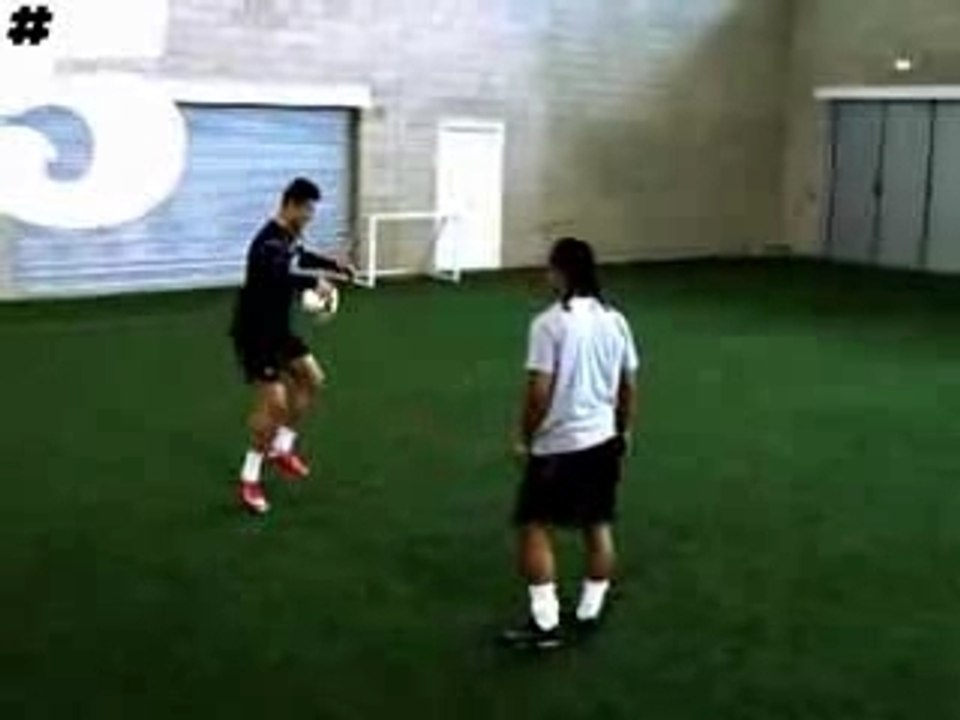 Cristiano Ronaldo Freestyle - Rio Ferdinand Magazine #5