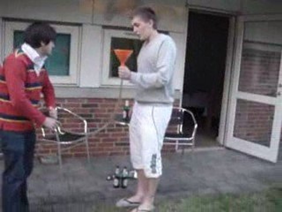 Beer bong hugues