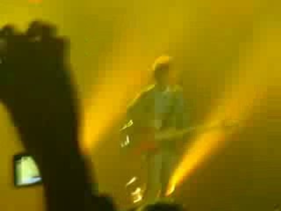 Fall Out Boy "Sugar We're Going Down" Live Zenith Strasbourg