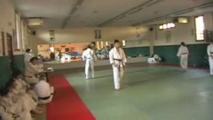 KATA 1ER DAN LUCAS TORI (2009)